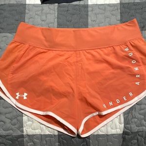 Under Armour Shorts Medium